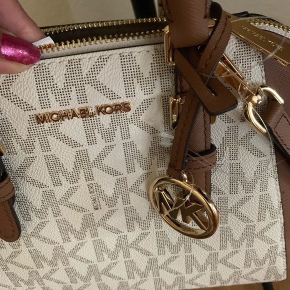 MICHAEL KORS monogram 2 way bag - Picture 3 of 5
